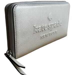 Kate Spade Larchmont Avenue Real Leather Pebbled Silver Zip Wallet Clutch Bag